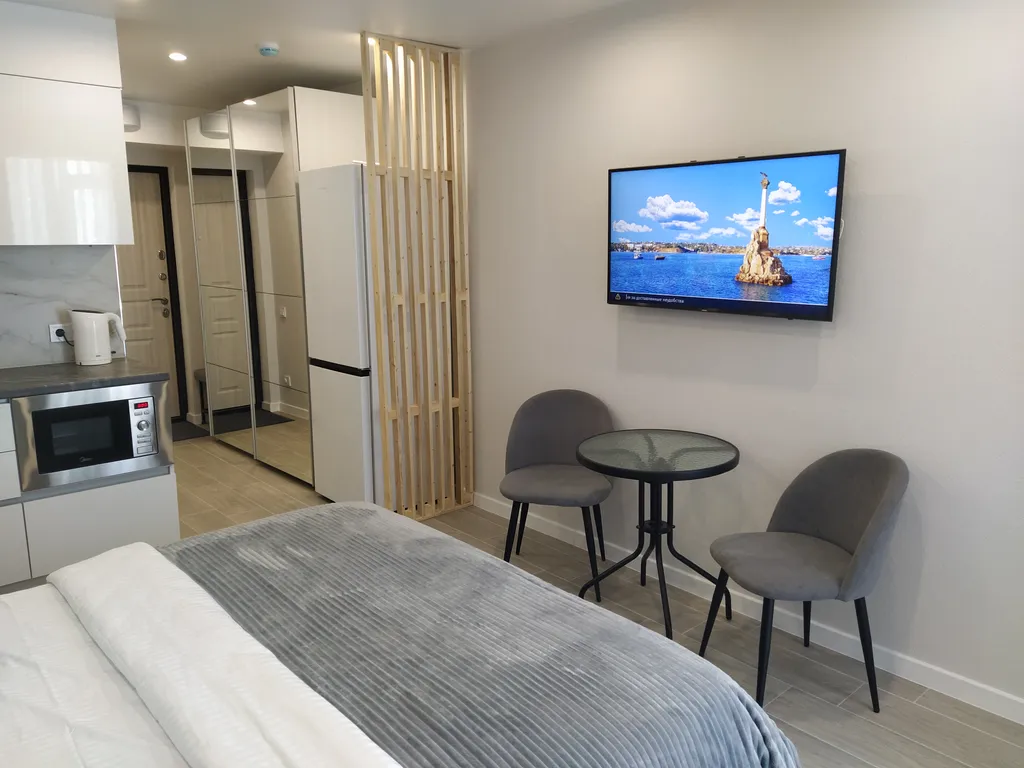 Квартира Апартаменты на берегу моря с бассейном — Севастополь