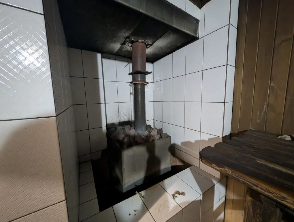 Коттедж с сауной, бассейном и бильярдом в 10 минутах от Минска