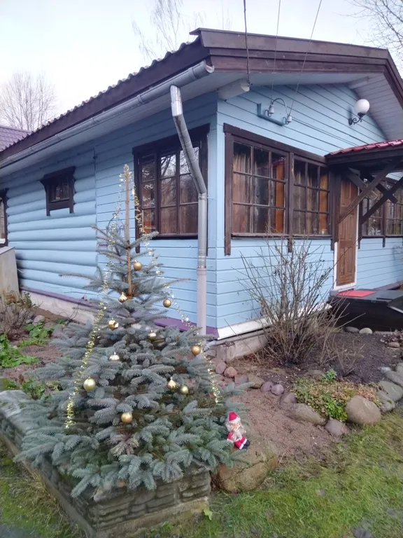 Малый коттедж на берегу озера — аренда посуточно в Приозерск