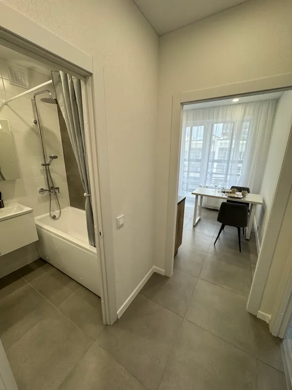 Уютная и новая квартира в спальном районе города