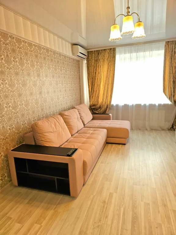 Трёхкомнатная с видом на море и горы