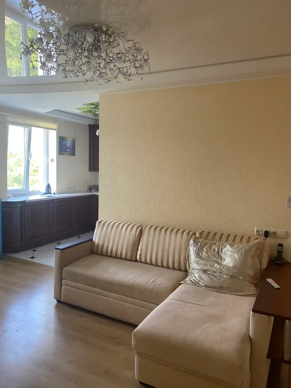 Квартира 3-комнатная Квартира — Севастополь