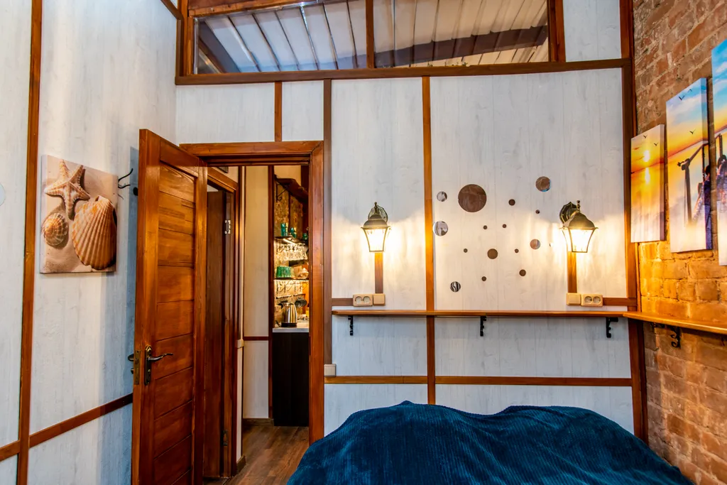 Квартира 2-комнатная в старинном особняке с парковкой