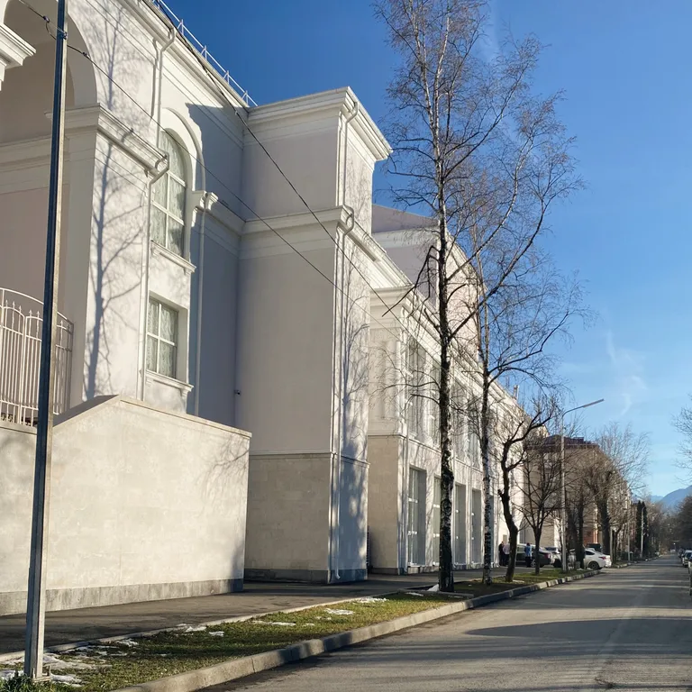 Квартира на Набережной Терека, у Мариинского театра