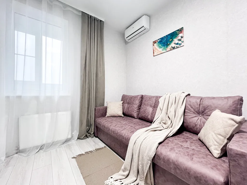 Превосходная студия для двоих с лоджией