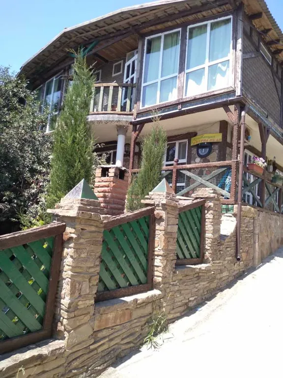 Номер с беседкой у самого моря