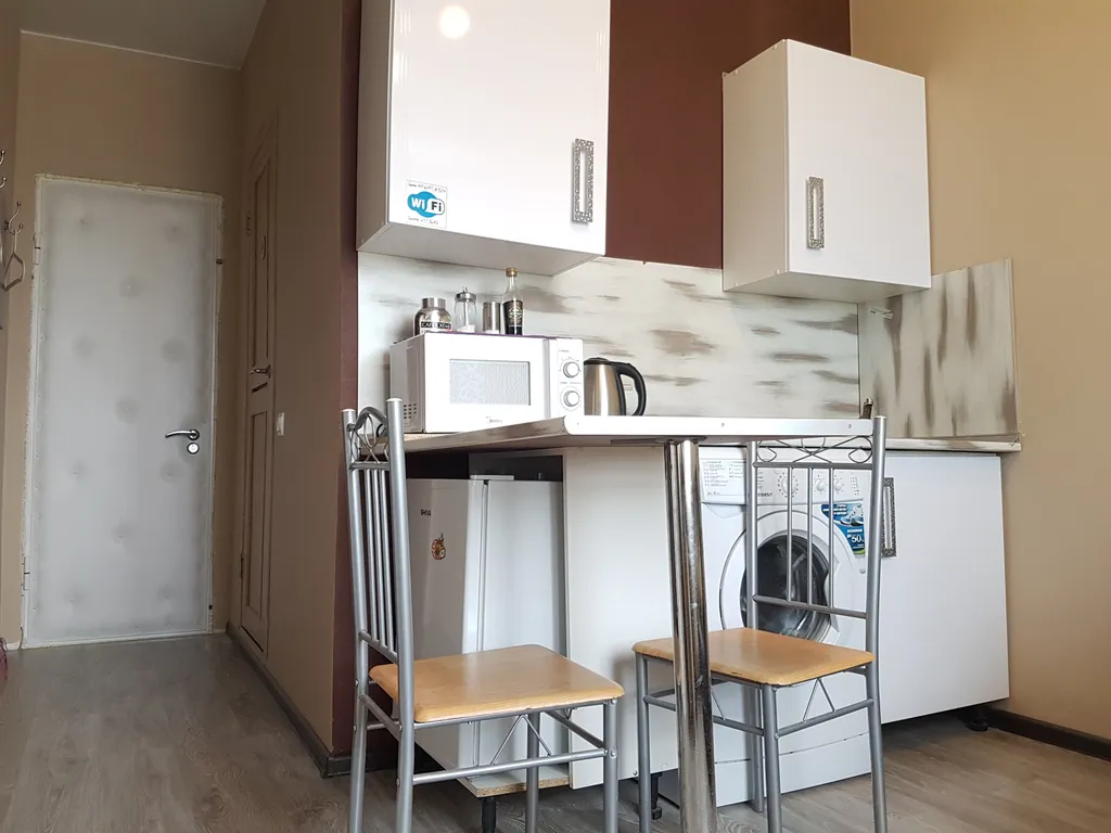 Студия эконом на проспекте Астрахова