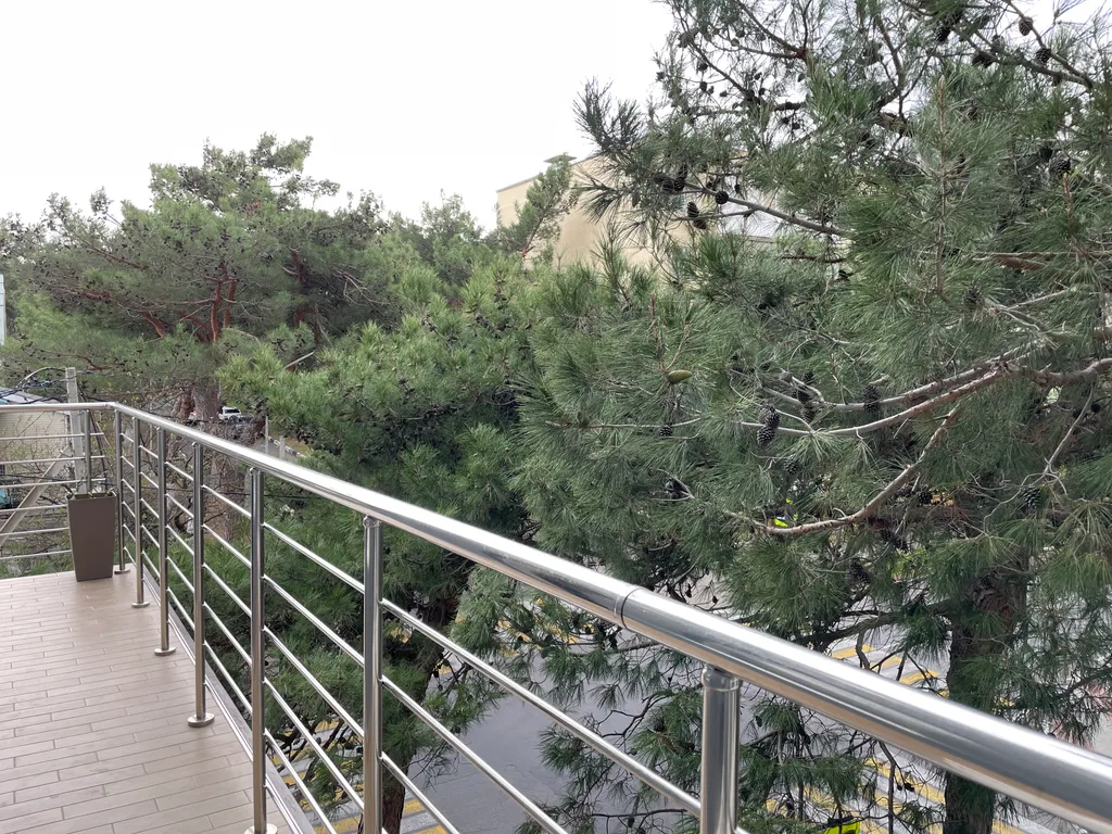 Квартира Квартира Уютная евродвушка с балконом у моря — Геленджик