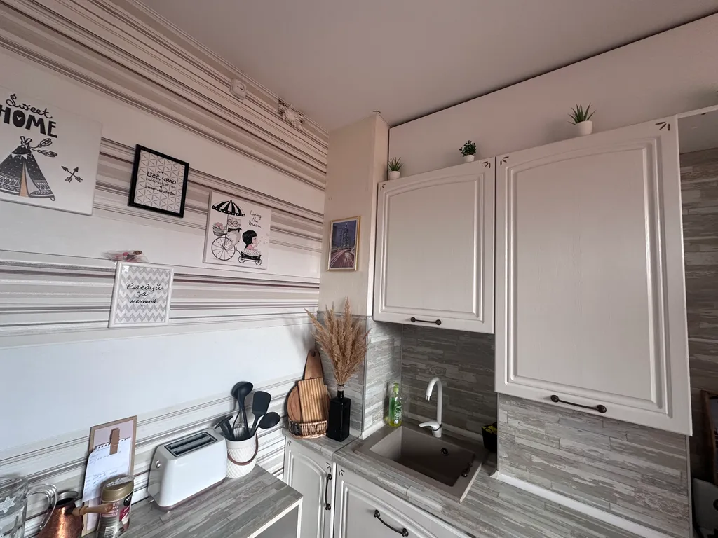 Светлая уютная квартира с светлым ремонтом