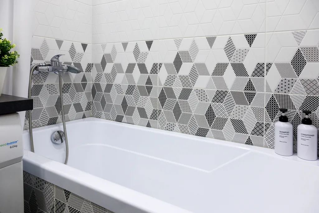 Студия возле 130 квартал с библиотекой на балконе