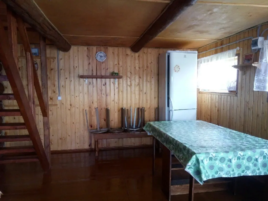 Жилой дом на самом берегу озера Крошнозеро