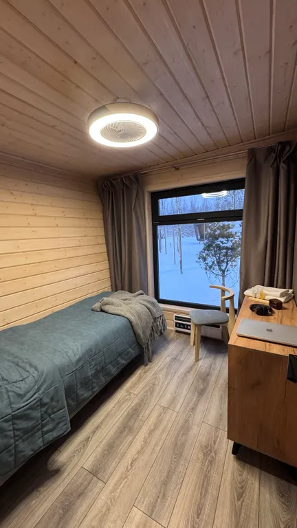 Коттедж Дом семейный с 2 спальнями на берегу реки Свирь — Лодейное Поле