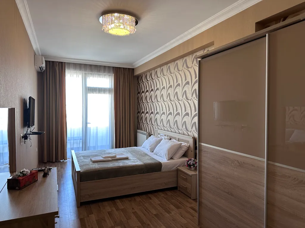 ISR Lux apartment