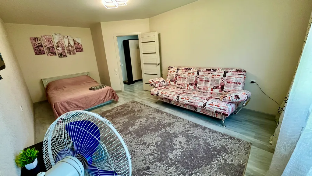 Уютное светлое жилье, рядом аэропорт и аквапарк