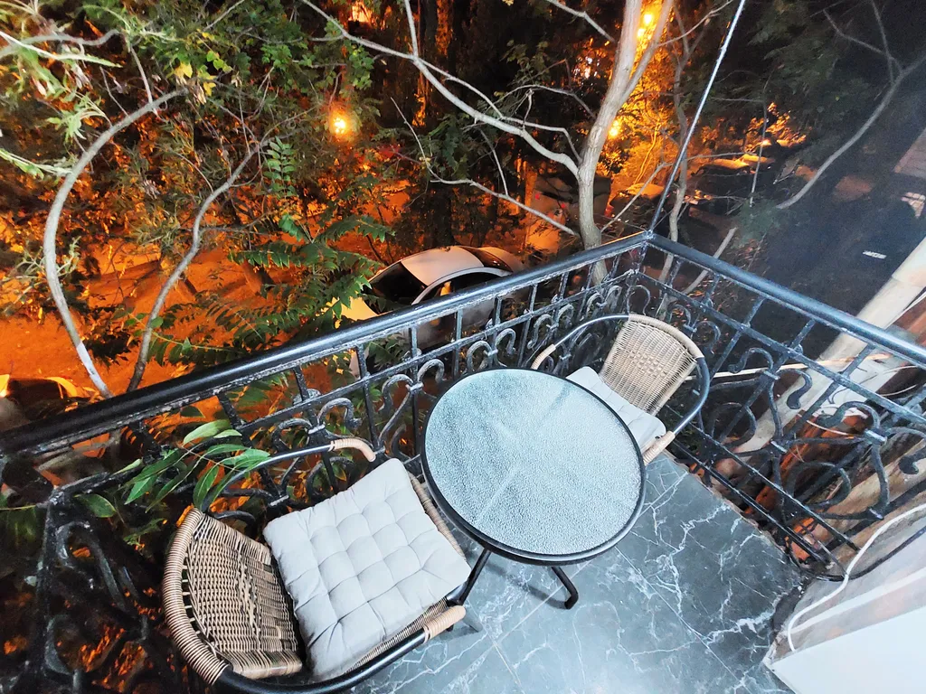 Квартира с балконом в 50 метрах от набережной Ялты