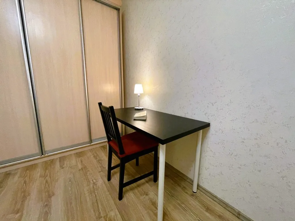 Евродвушка у метро - 400 метров!