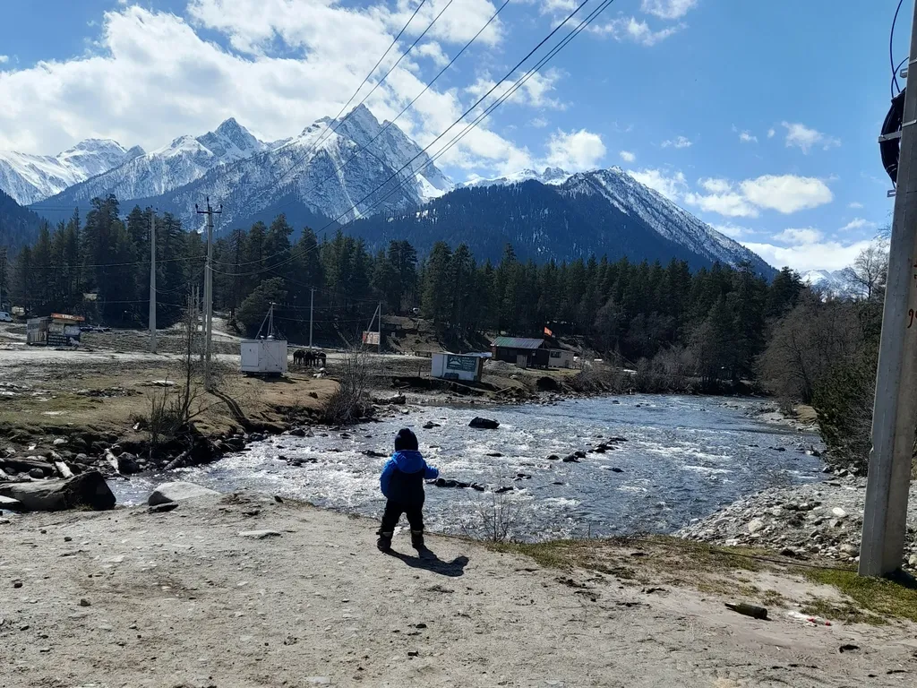 Коттедж Уютный домик около леса и реки — Архыз