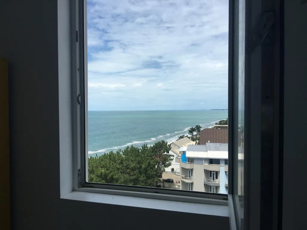 Великолепная квартира на берегу моря