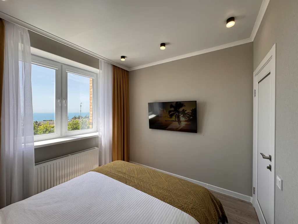 Новая квартира с видом на море