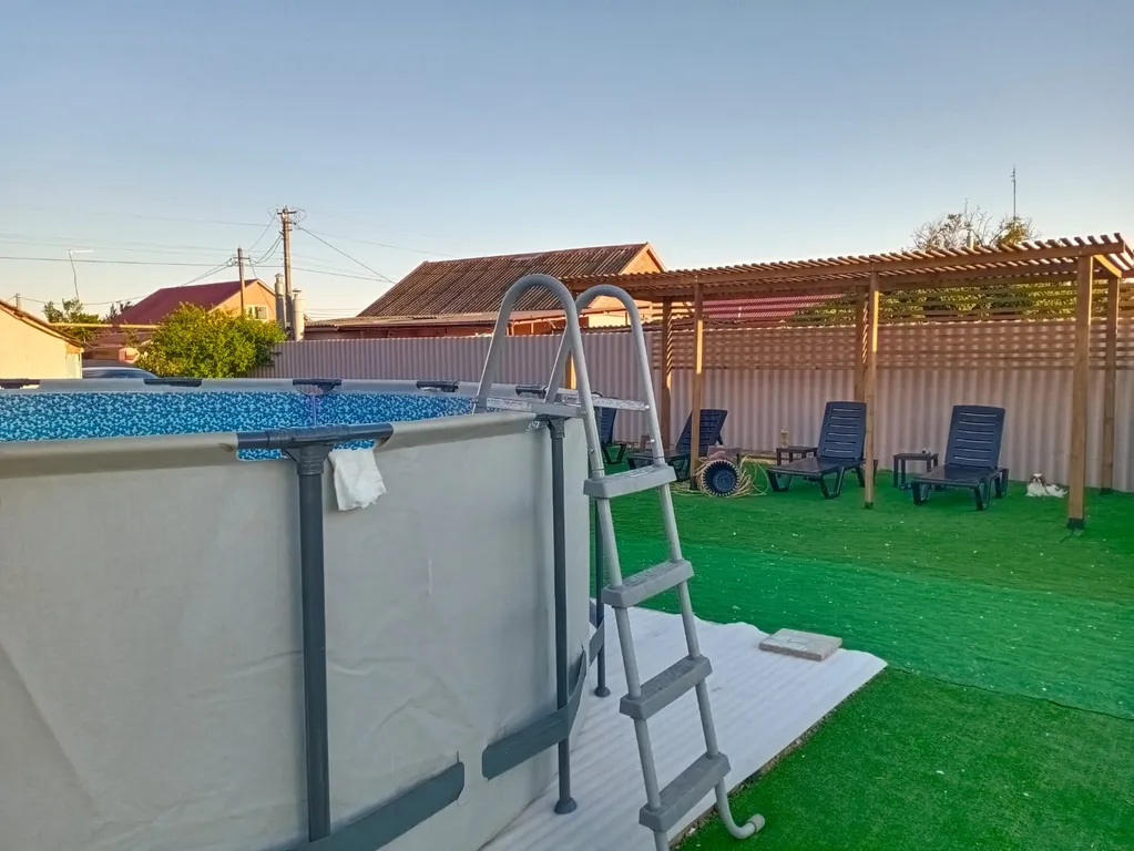 Коттедж Однокомнатный домик на море — Кучугуры