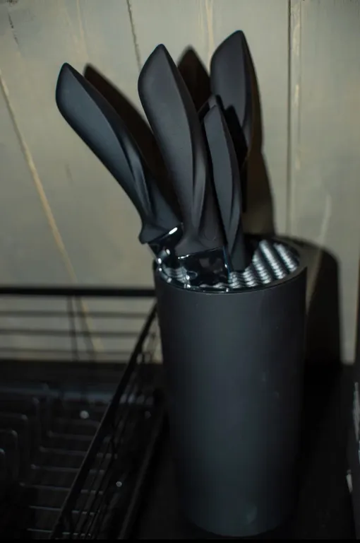 Новый двухэтажный дом в заповедной лесной зоне