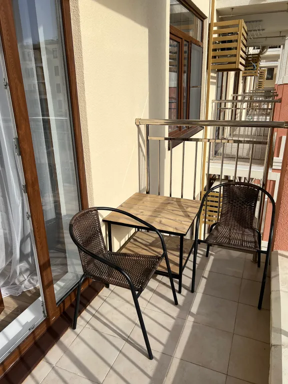 2к квартира с видом на бассейн ЖК «Кипарис»