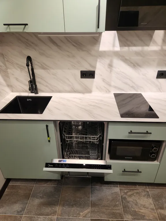 3-комнатная Ламба у озера в центре