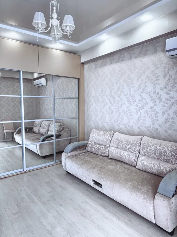 Видовая квартира рядом с дендрарием, в 15 мин от моря пешком