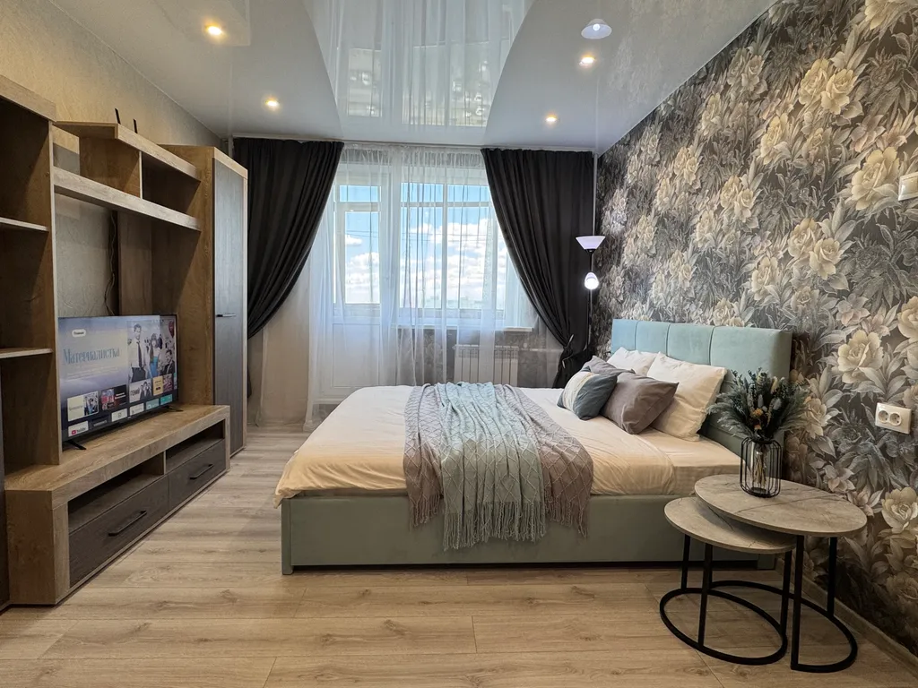 Апартаменты смотрящего с высоты на город