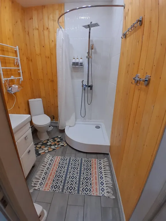 Дом у источника