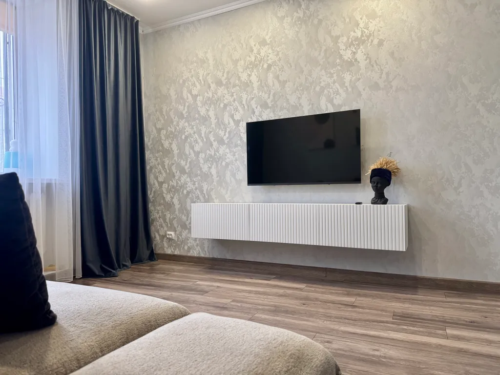 Квартира с новым ремонтом и мебелью