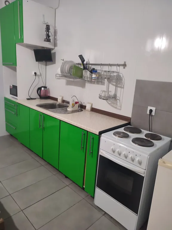 Студия в современном новом доме на проспекте Строителей