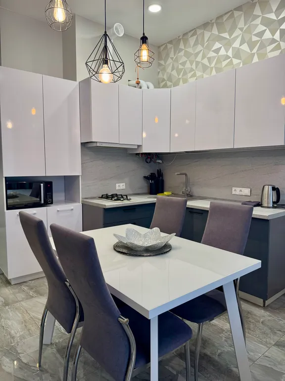 Просторная студия напротив Горки города