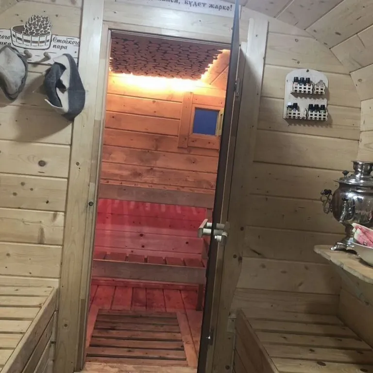 Дом у озера в стиле А-frame