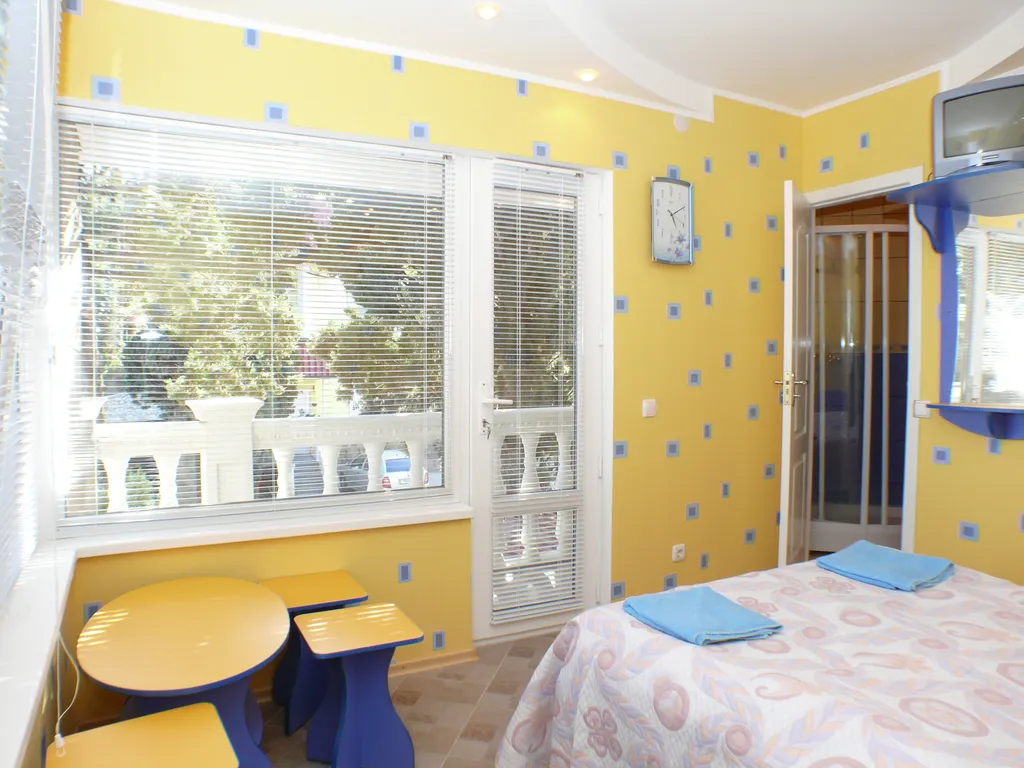 Квартира Комната №22 - уютная однокомнатная — Гурзуф