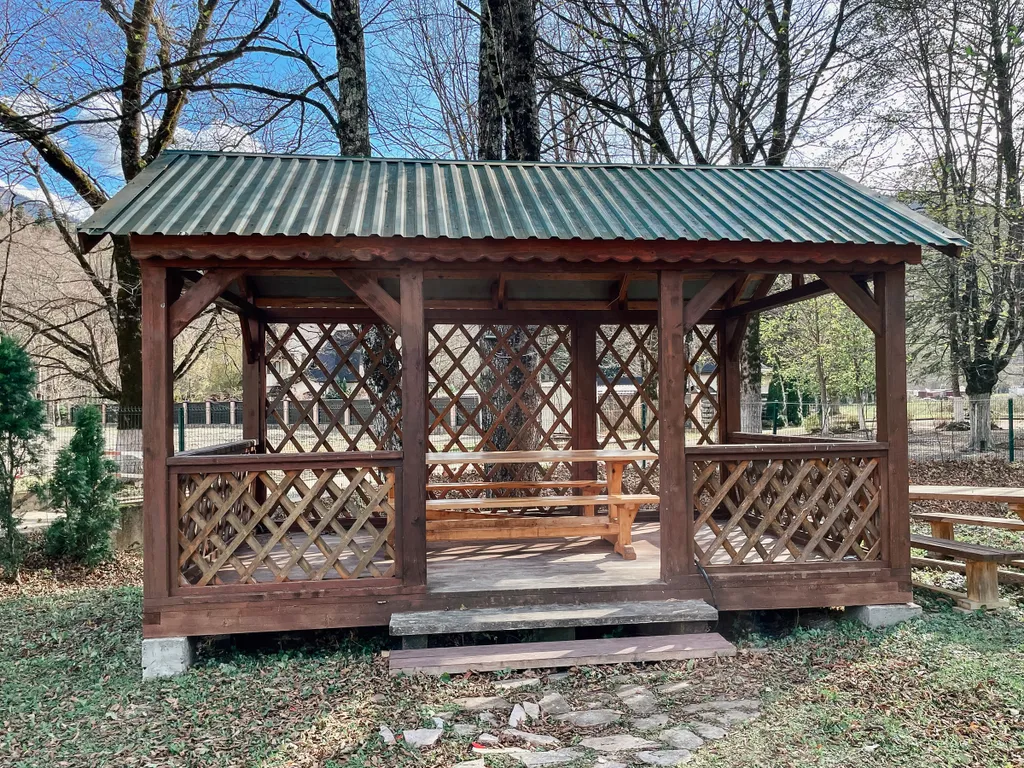 Коттедж с баней