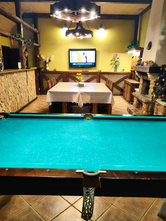 Атмосферный коттедж с дровяной баней и большим бассейном