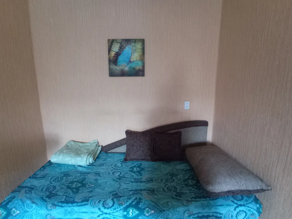 Уютный уголок в центре города возле парка Гагарина и Алого Поля