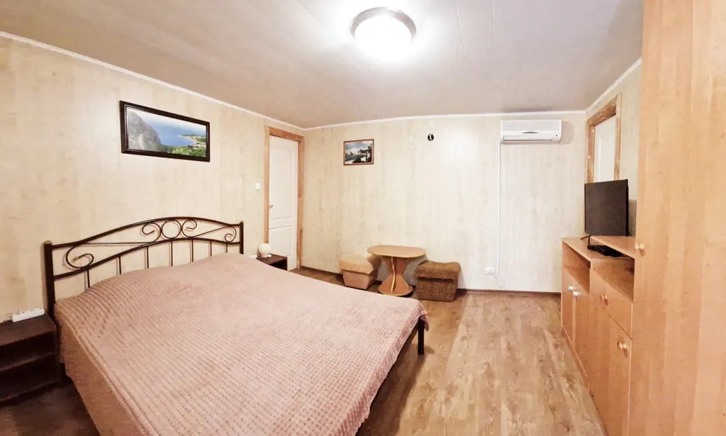 Трёхкомнатный дом с двориком