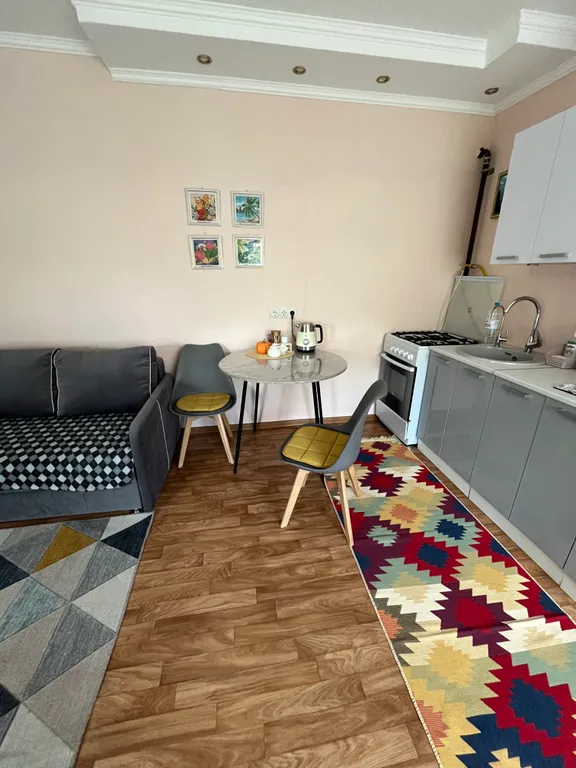 Квартира Апартаменты возле хурула Золотой обители Будды Шакьямуни — Элиста