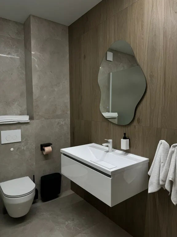 Большой уютный дом