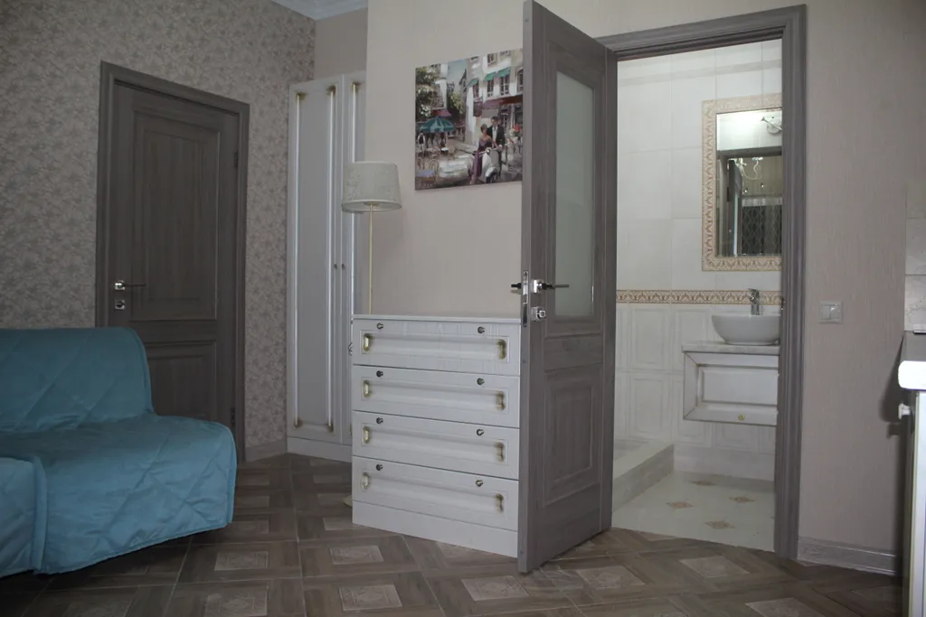 Квартира 1-а комнатная студия 15кв.м 3этаж — аренда посуточно в Адлер