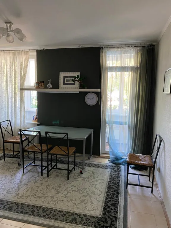 Шикарная квартира в 5 минутах от  моря