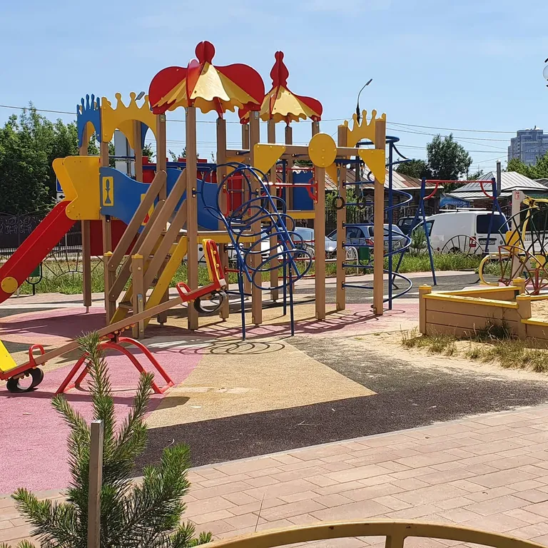 Апартаменты Аврора, Розы Люксембург 33, 16 этаж, закрытая парковка