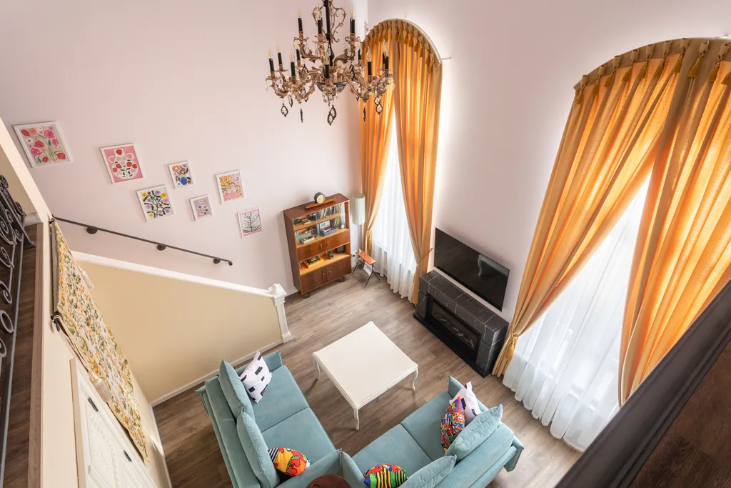 Квартира Экстравагантная квартира с кухней-музеем у метро Чернышевская — Санкт-Петербург