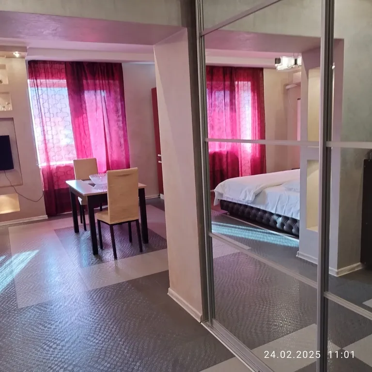 Уютная квартира с джакузи в высотке