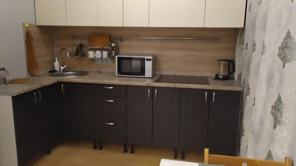 Студия возле Театра оперы и балета