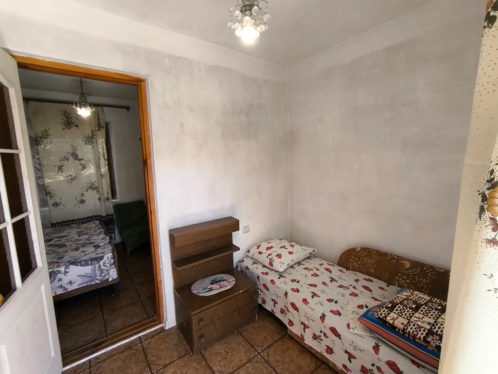 Трёхместный номер с кондиционером, TV