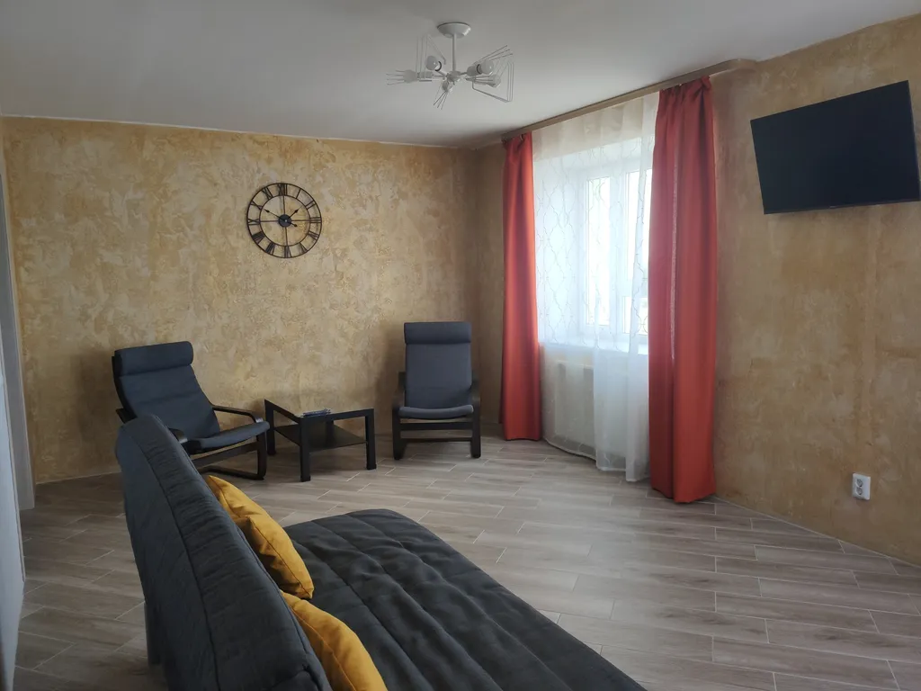 Квартира с большой площадью для любителей простора — аренда посуточно в Верхняя Пышма