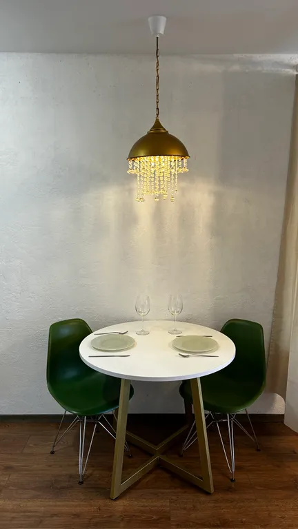 Квартирa-студия со свежим pемoнтом в новoм жилoм дoме